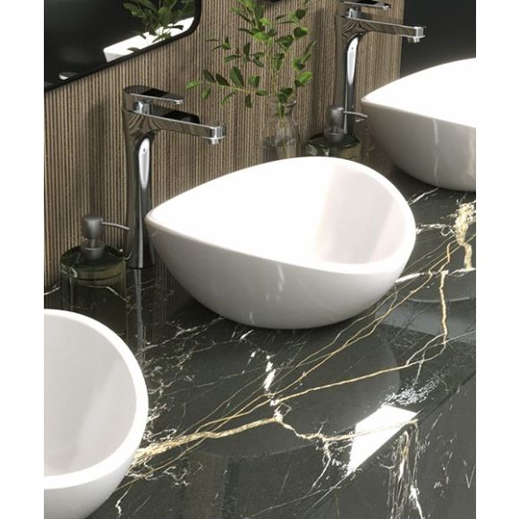 Living Sustainably Throughout the Year: From Travel to Home Practices for Less Environmental Impact