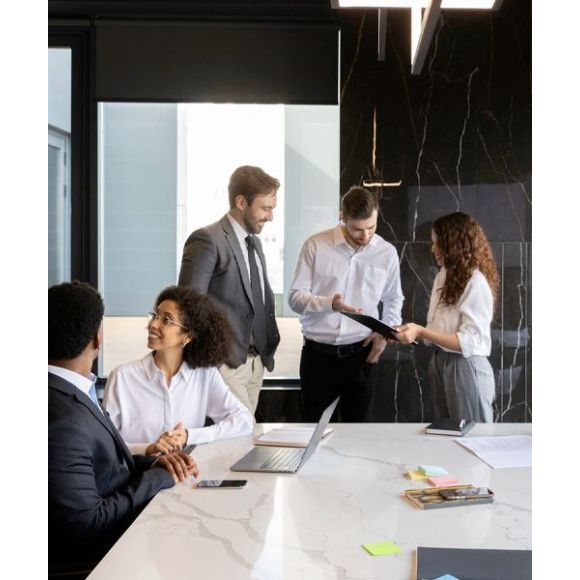 Atracción y desarrollo de talento GRI 404-2, GRI 404-3